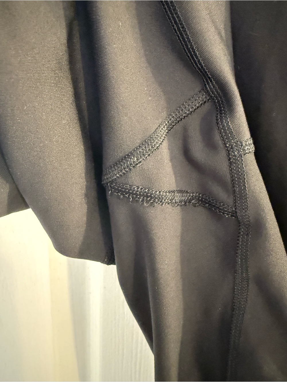 EUC Old Navy Black Biker Shorts Size XL - Picture 3 of 5